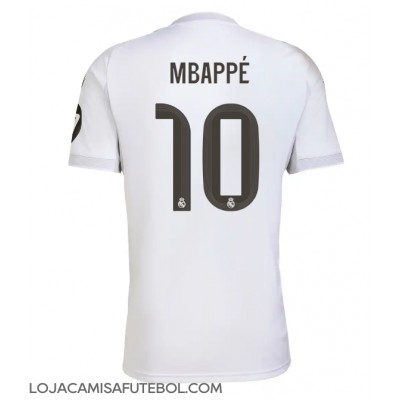 Camisa de Futebol Real Madrid Kylian Mbappe #10 Equipamento Principal 2025-26 Manga Curta Camisa de Futebol Real Madrid Kylian Mbappe #10 Equipamento Principal 2025-26 Manga Curta